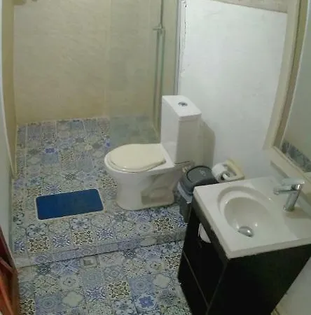 Be Lounge Hostal